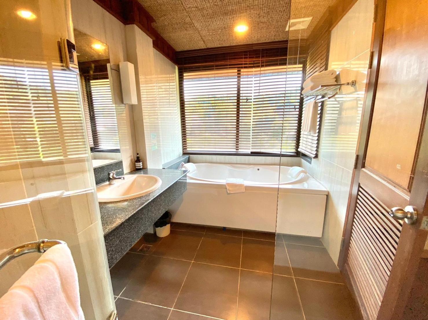 Patravana Resort Phayayen Экстерьер фото