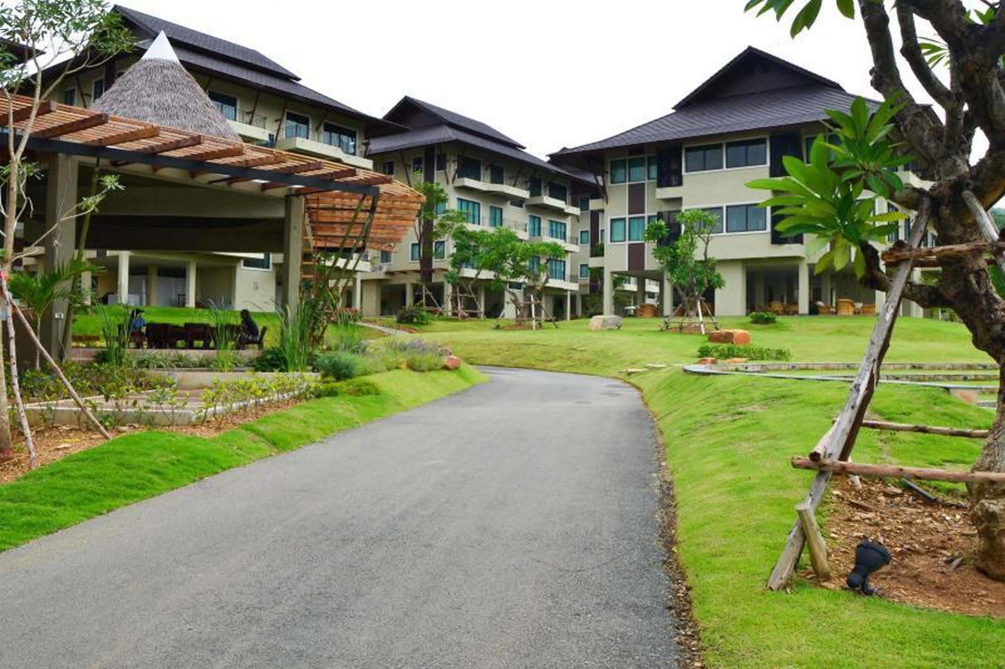 Patravana Resort Phayayen Экстерьер фото